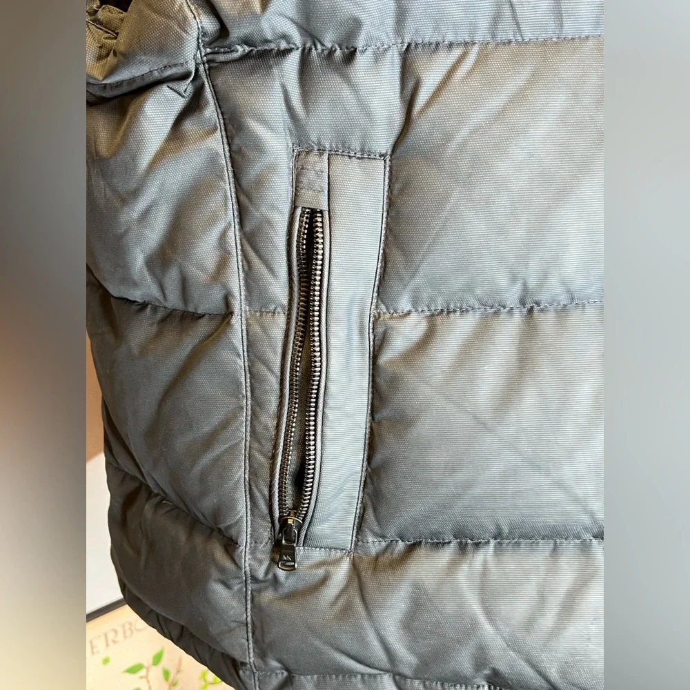 NWOT Michael Kors Black Puffer Vest Size Large - Picture 5 of 14